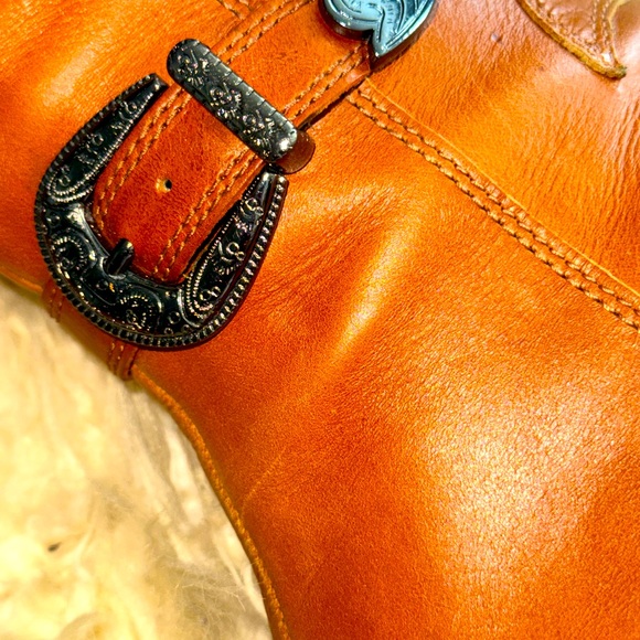 Steve Madden: Caramel Leather Pointed-toe boots, - Picture 3 of 5